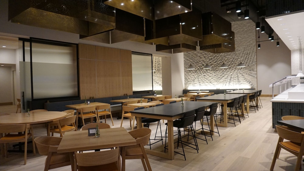 Hyatt Regency Frisco Dallas 46/56