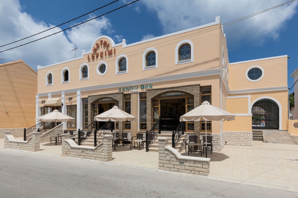 Lefkimi Hotel 9/53