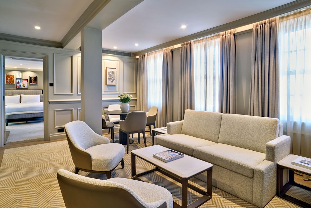 Radisson Blu Hotel London Bond Street 54/71