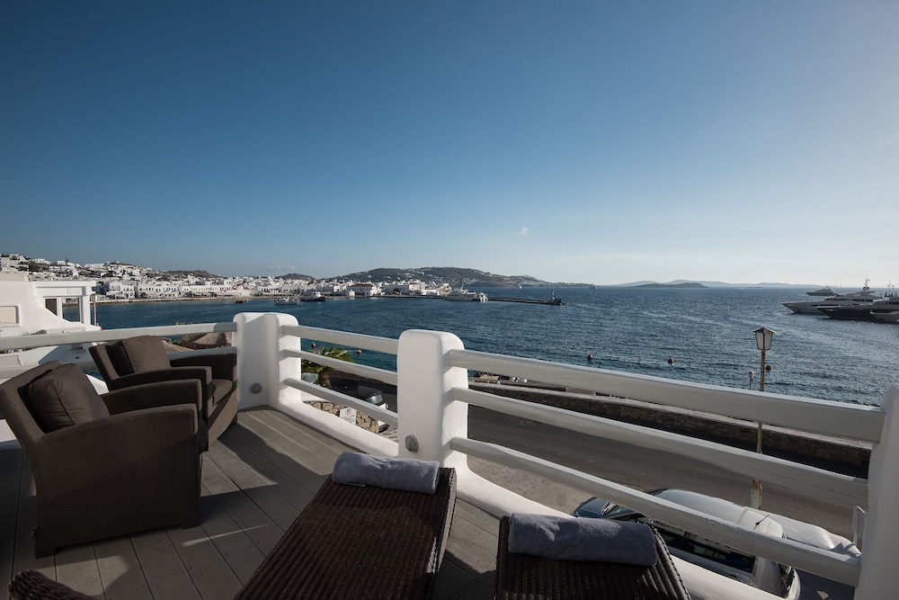 Riva Suites 46/50