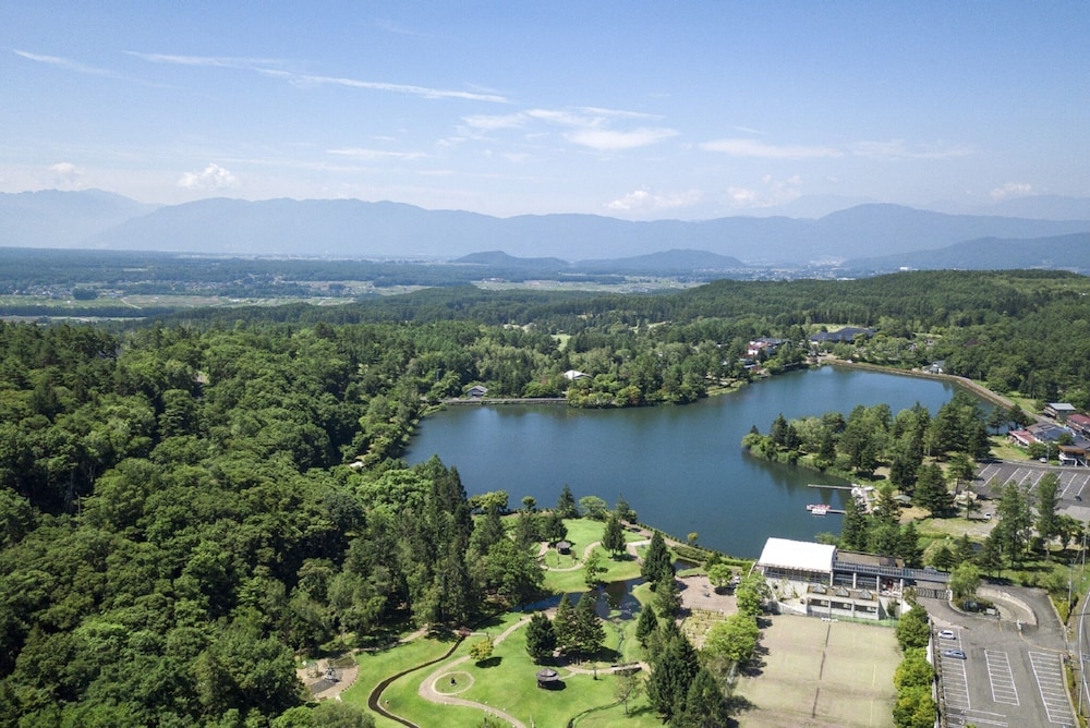 RESORT HOTEL TATESHINA 45/52