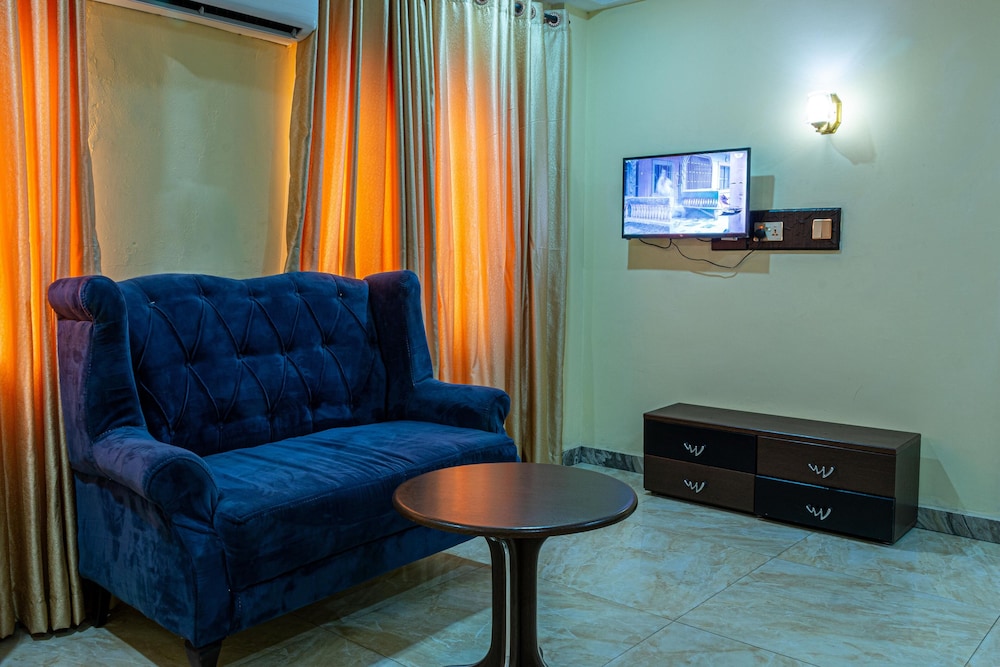 Hotel de Bently 27/50