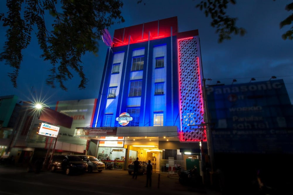 Cordela Hotel Medan 2/46