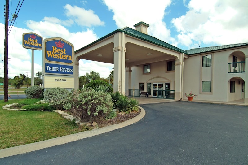 Quality Inn Three Rivers 17/25