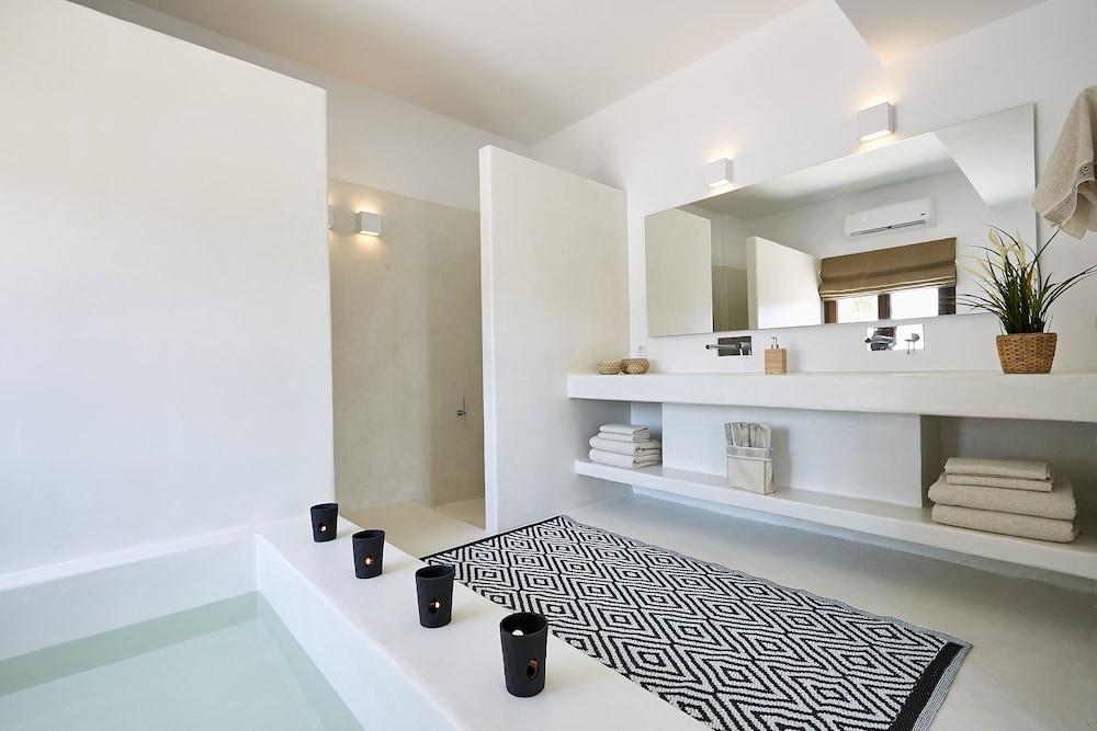 Le Blanc Resort Two Luxury Villas 44/50