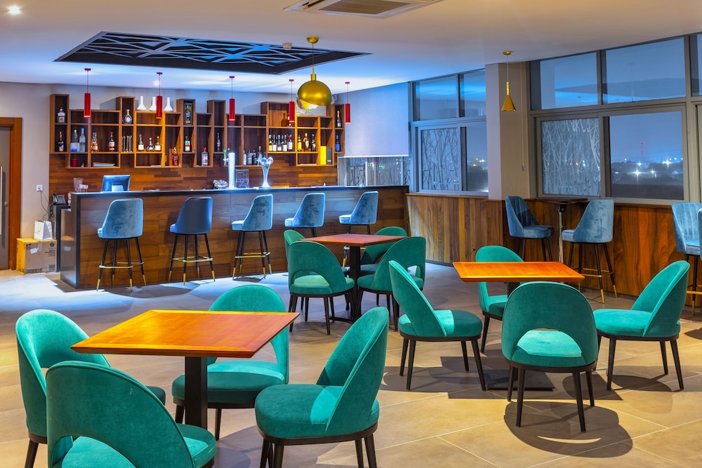 Alisa Hotel Tema 14/20