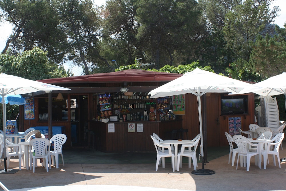 Apartamentos Del Rey in PORTINATX