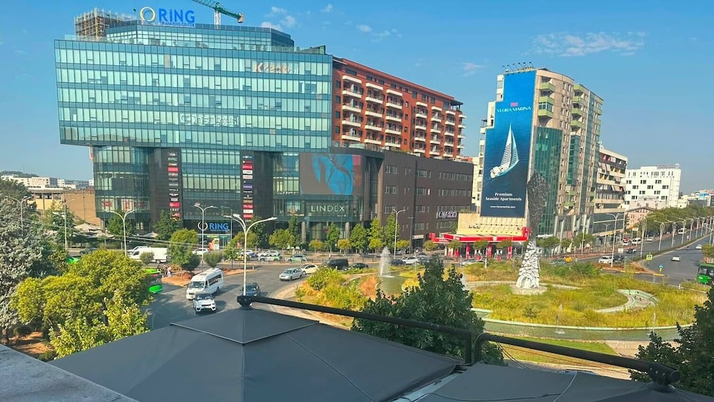 Ebel Boutique Hotel Tirana 36/50