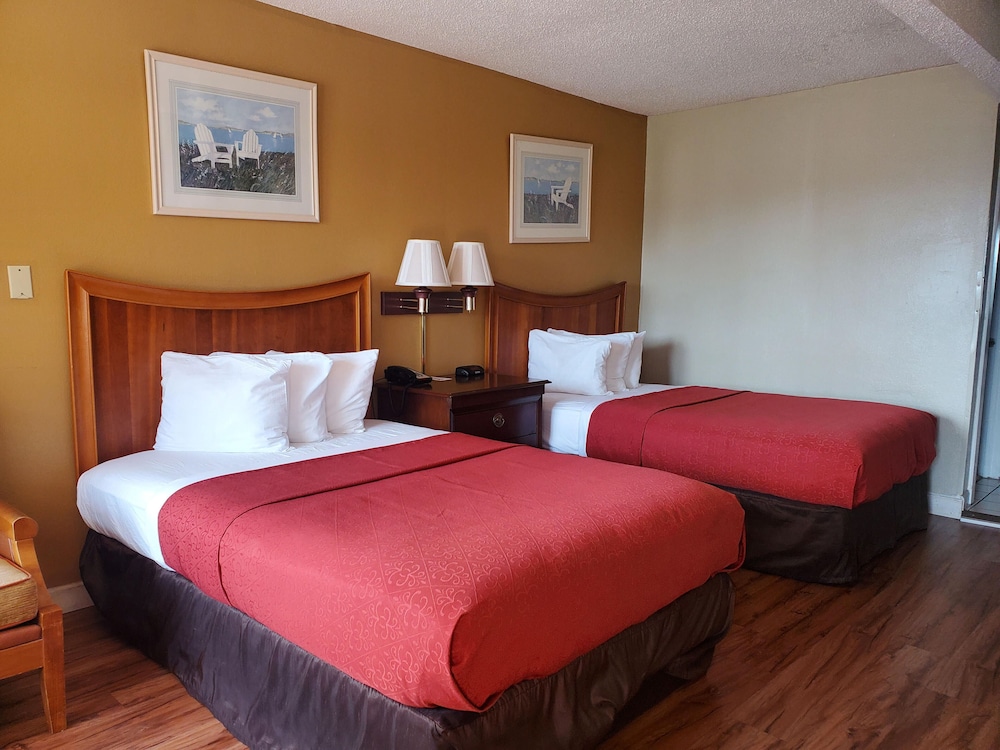 Rodeway Inn 30/58