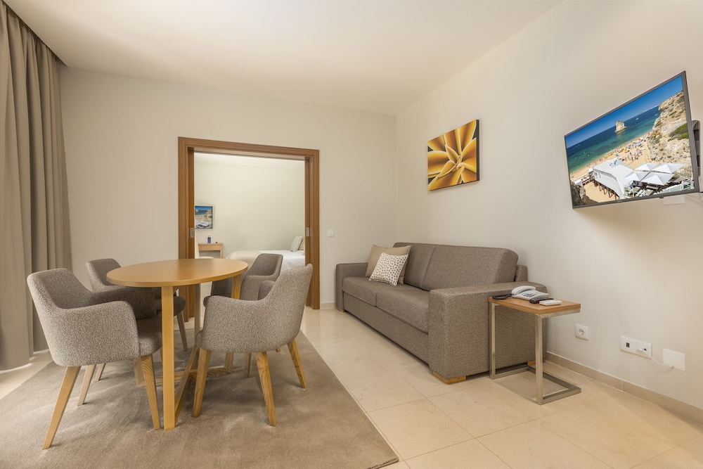 Caneiros Luxury House & Suites 44/67