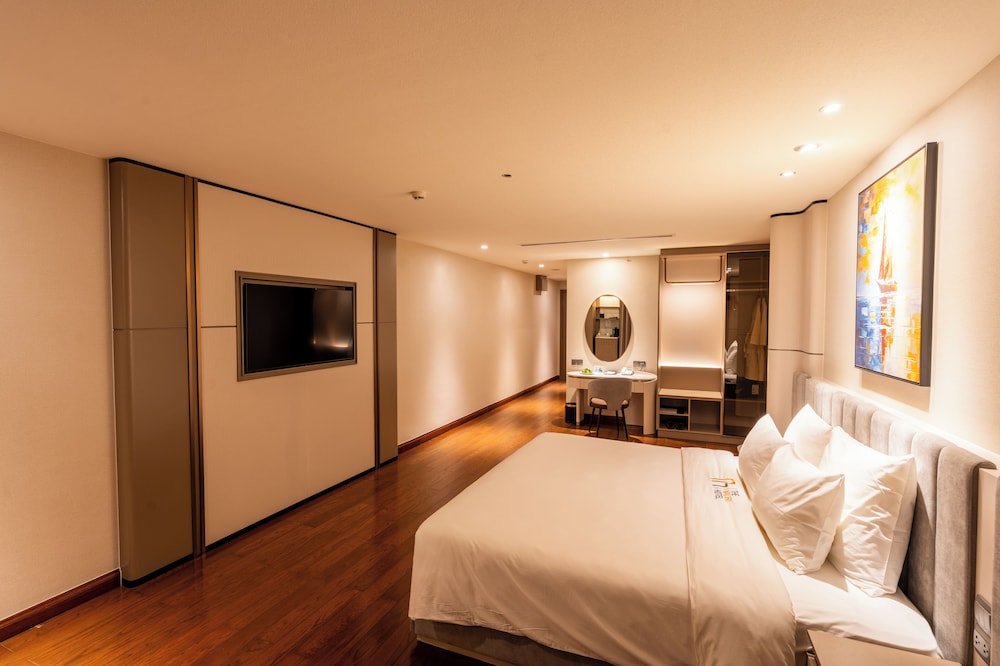 Diamond, King Bed