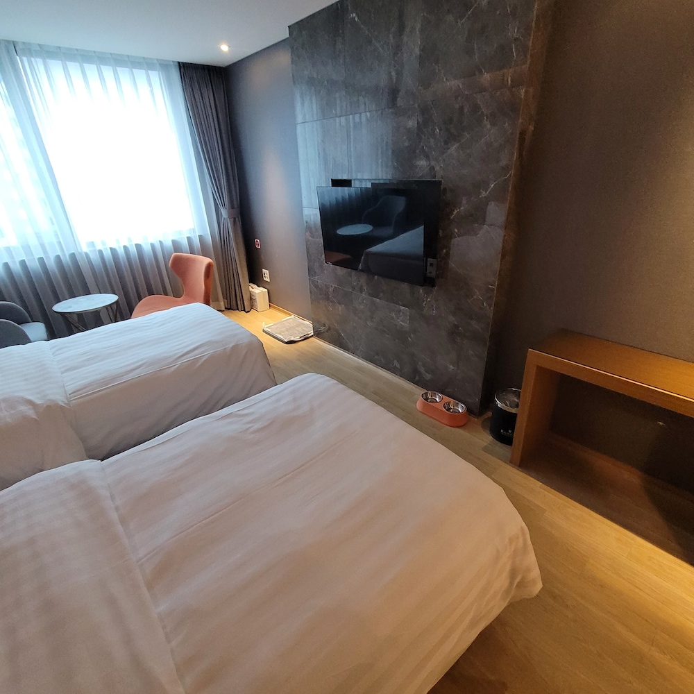 Traum Valley Hotel (ex. Jeongseon Grand Intoraon Hotel) 22/64