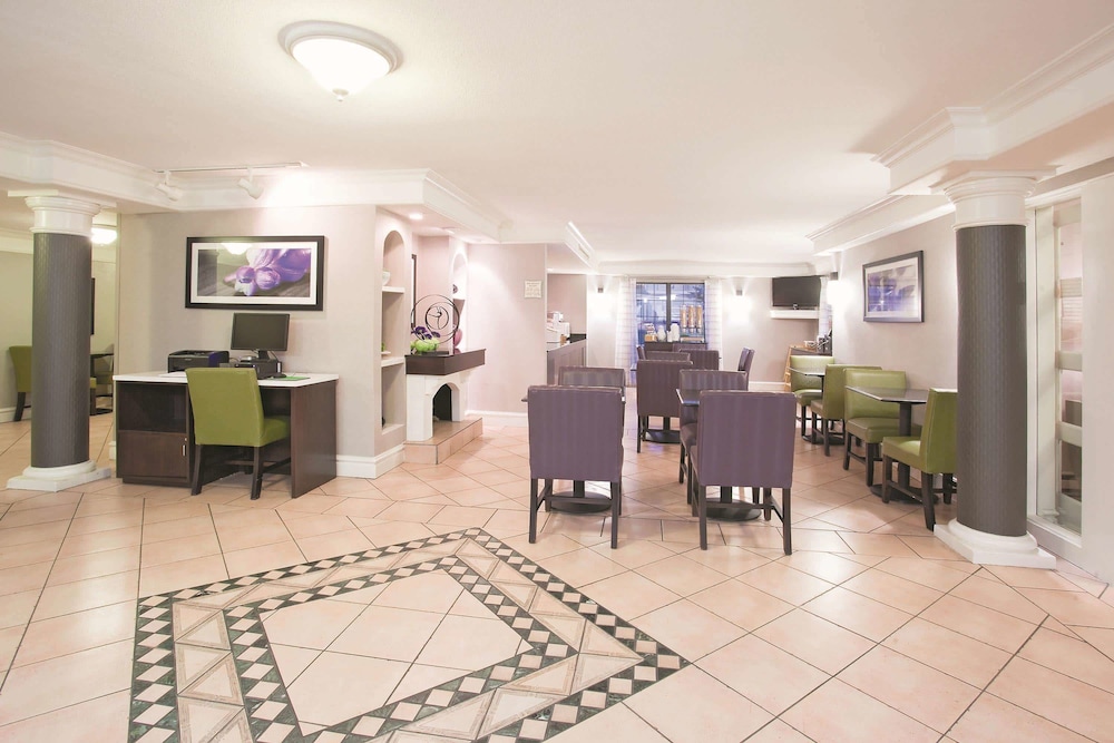 La Quinta Inn by Wyndham Salt Lake City Midvale 30/33