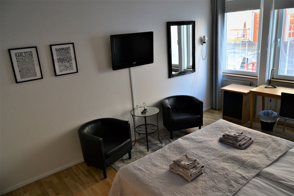 Solsta Hotell 17/42