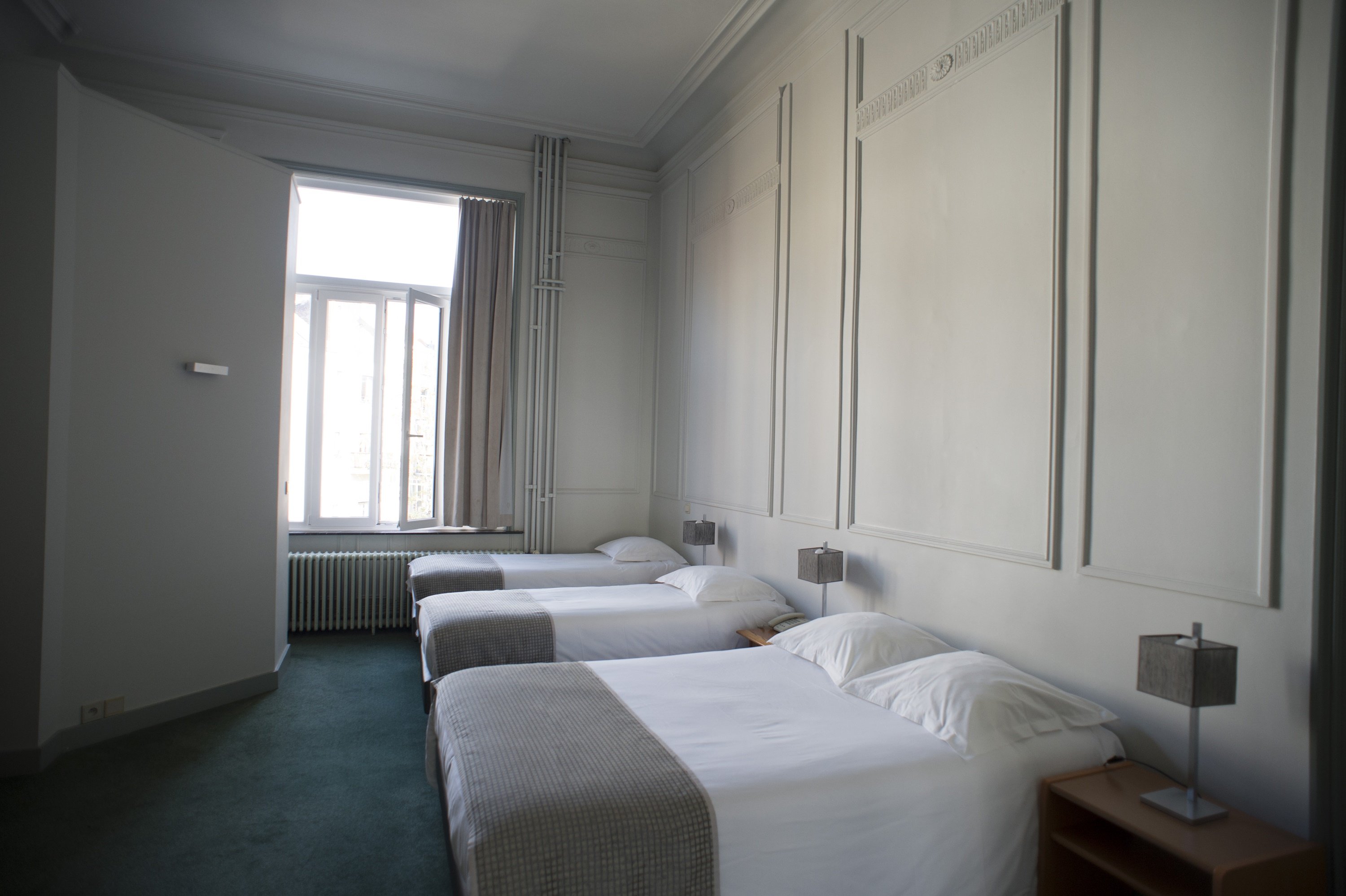 Hotel Du Congres 25/74