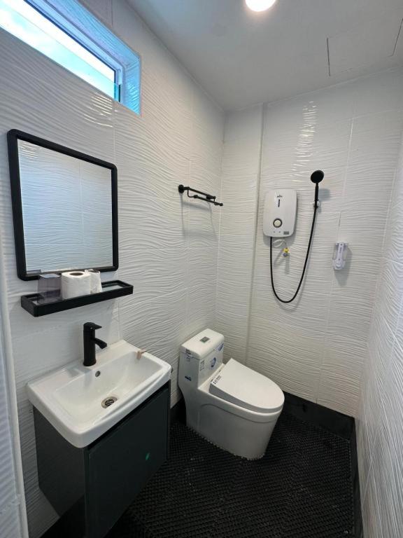 GEORGETOWN HOTEL 24/27