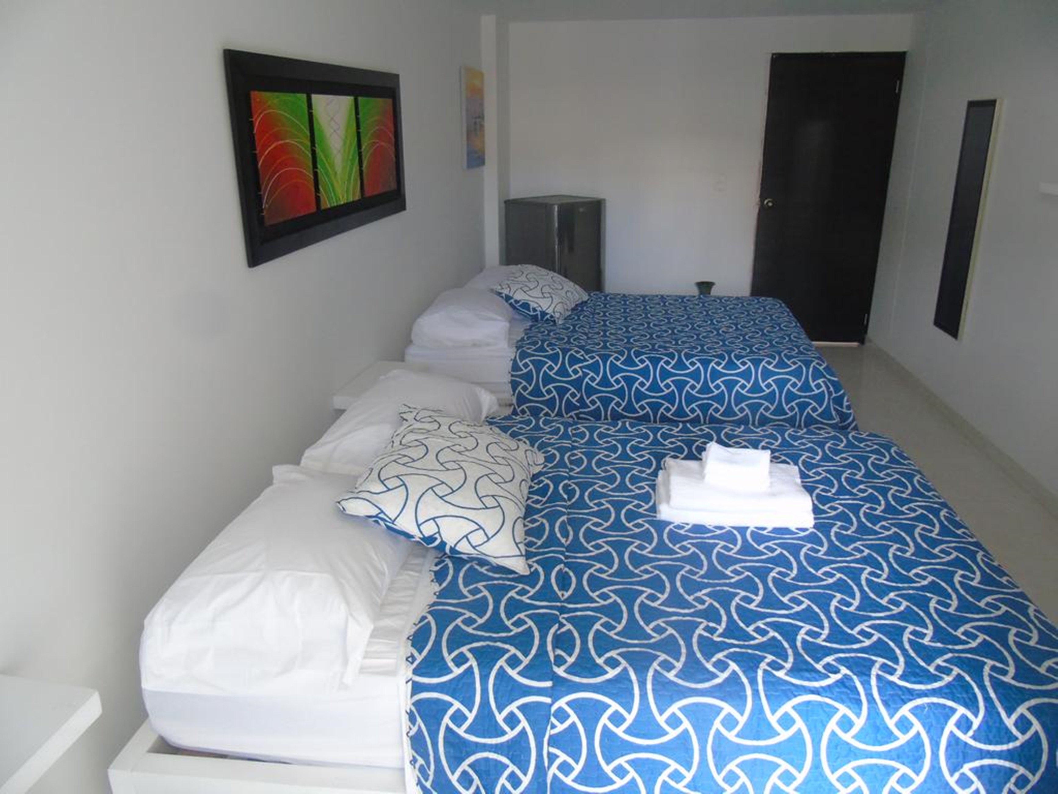 Superior, Studio, Blue Emerald Inn 3/3