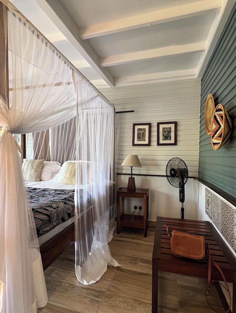 Mount Meru Game Lodge 26/50