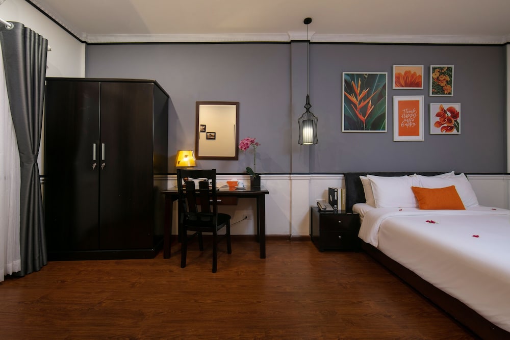 Hanoi Garden Hotel 11/62