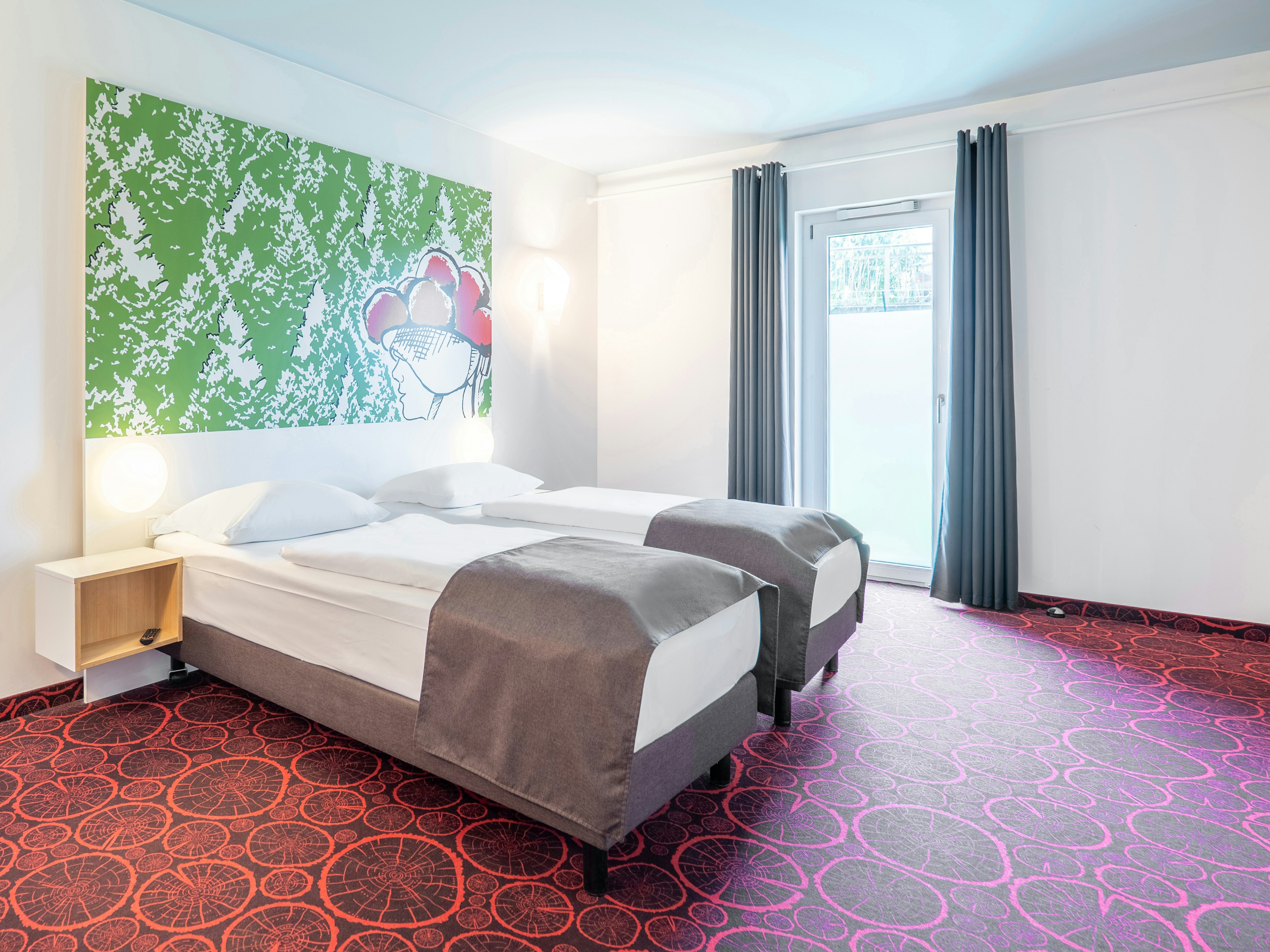 B&B Hotel Offenburg 13/30