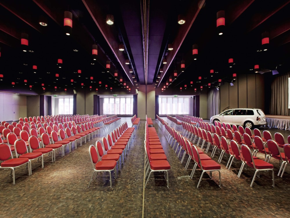 Movenpick Zurich Regensdorf 60/66