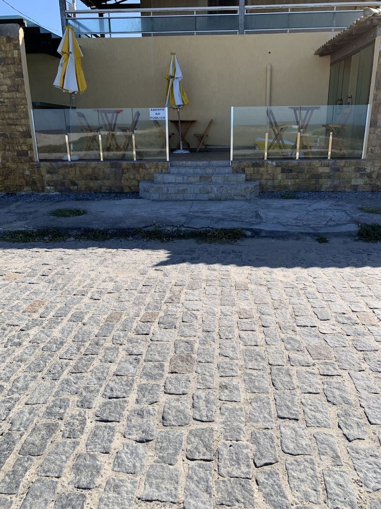 Pousada Beach House 35/53