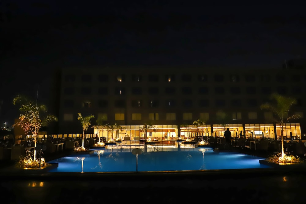 Essentia Luxury Hotel Indore 64/68
