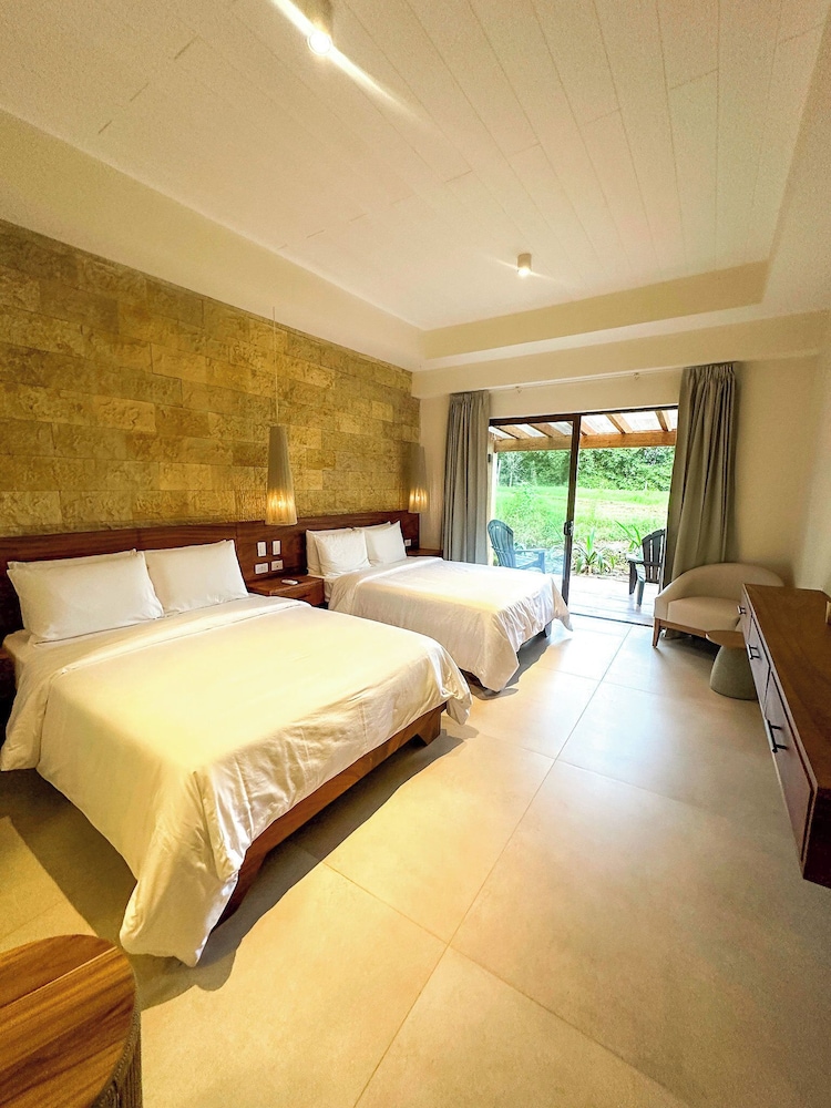 Hacienda, 2 King Beds, Bunk Bed, 2 Queen Beds