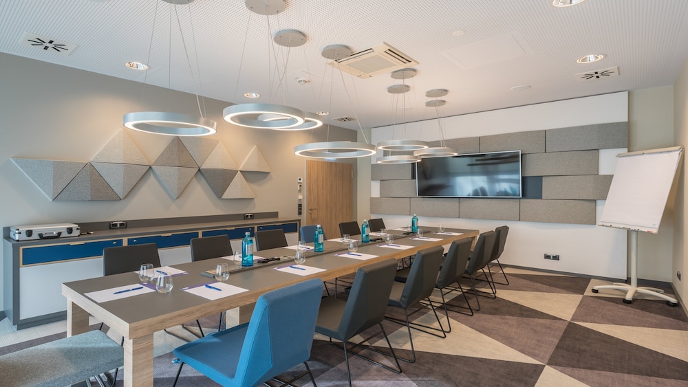 Holiday Inn Express Rosenheim 52/63
