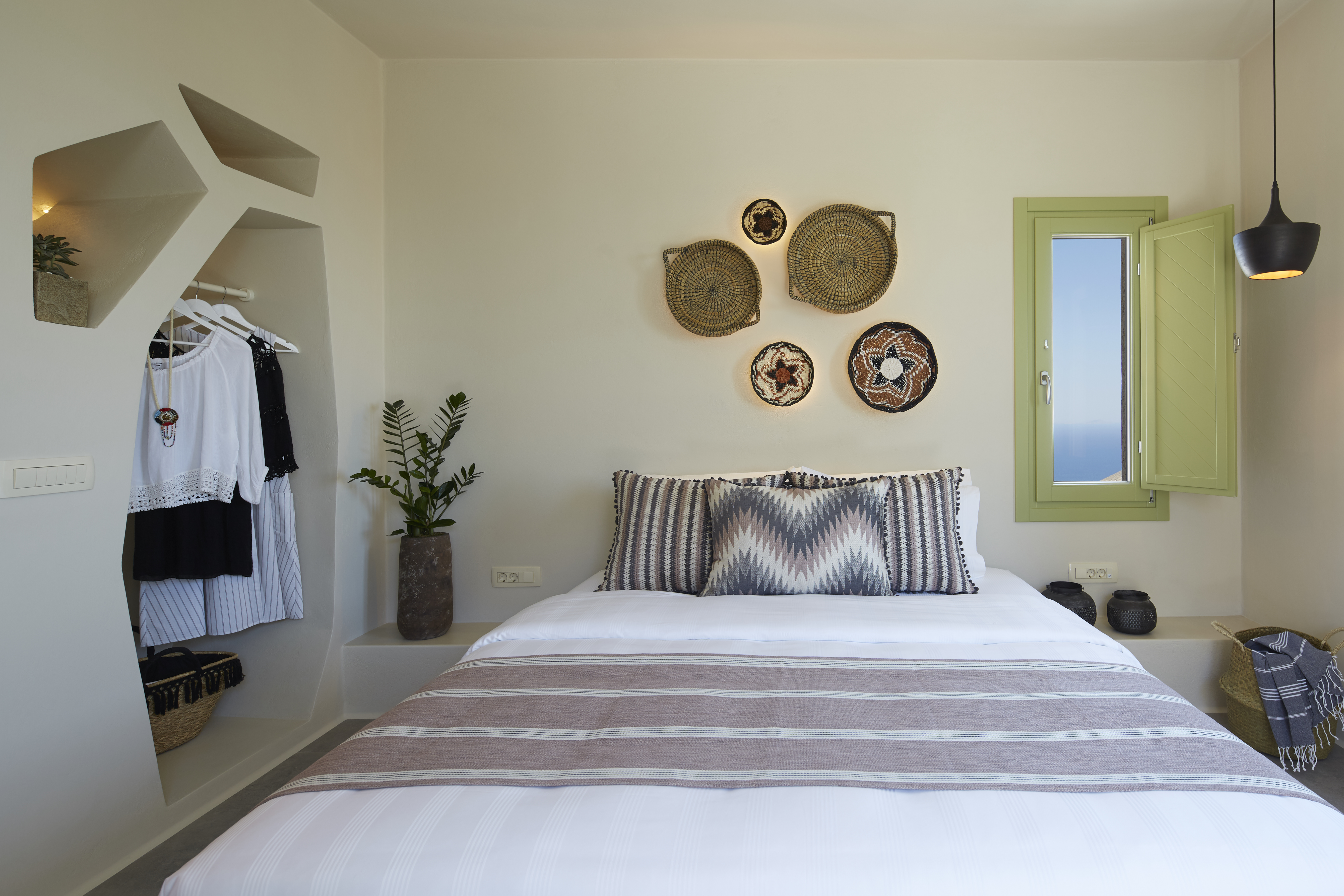 JUNIOR SUITE, SEA VIEW, JETTED TUB