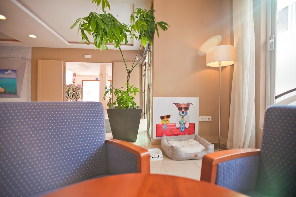 Azuline Hotel Mediterraneo 24/30