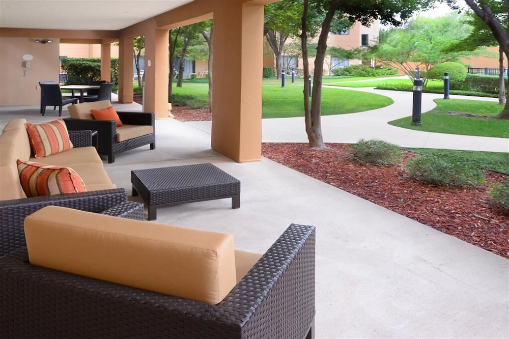 Best Western Plus Fort Worth North 21/34
