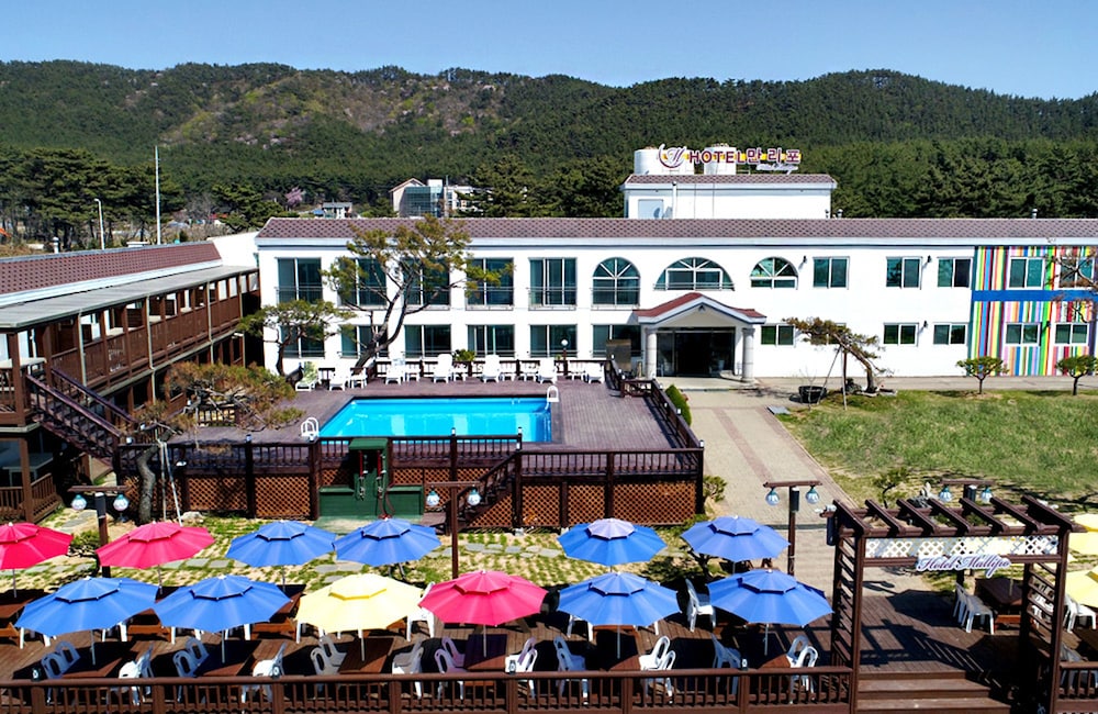 Manripo Hotel 1/49
