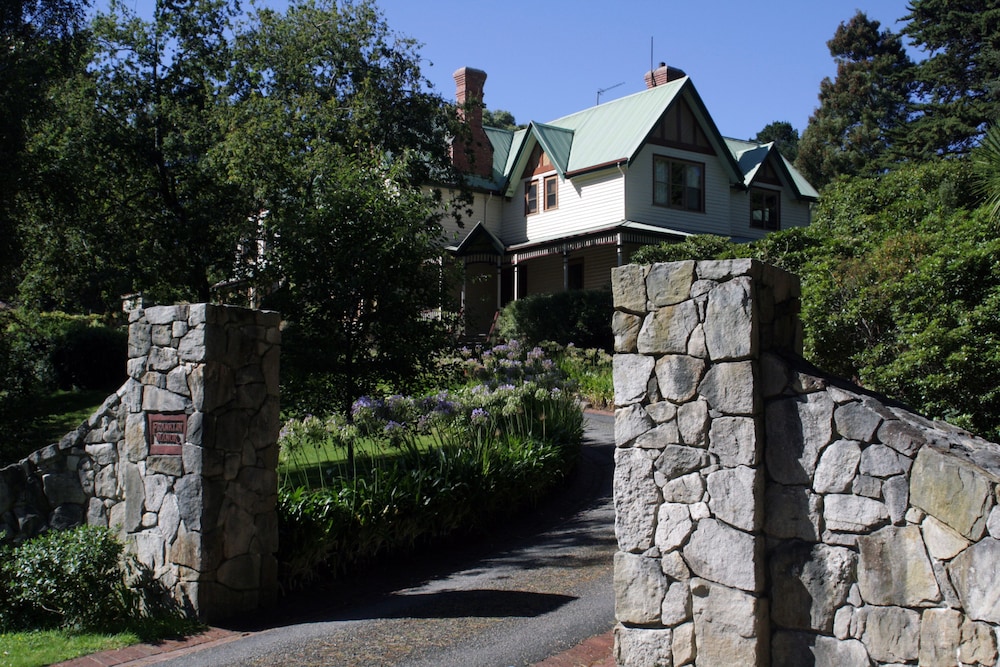Franklin Manor 60/65