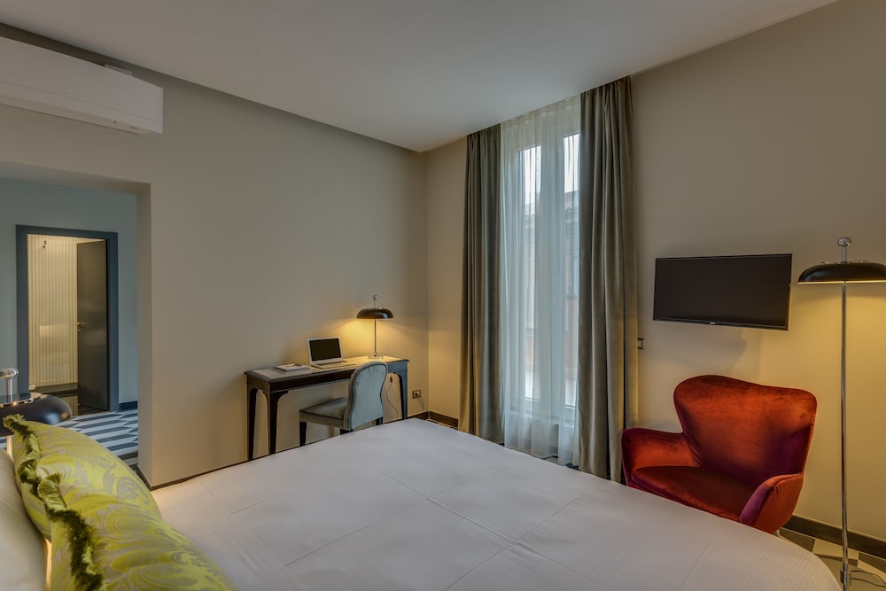 Otivm Hotel 17/63