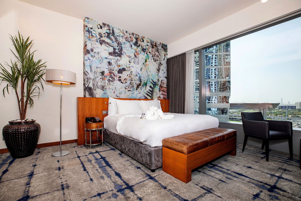 Media One Hotel Dubai, WorldHotels Crafted 42/97