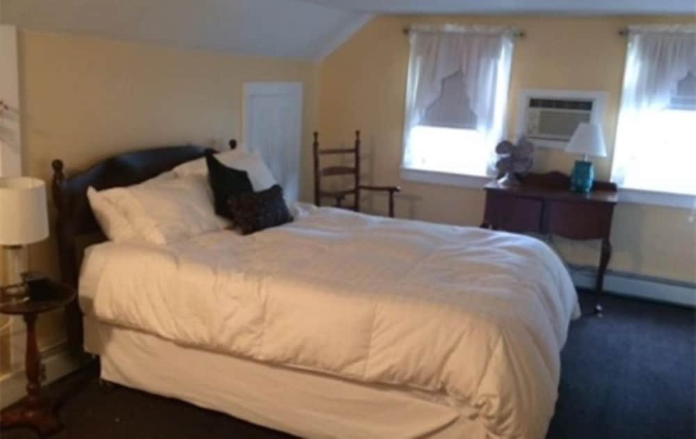 The Sunny Grange B&B 4/18