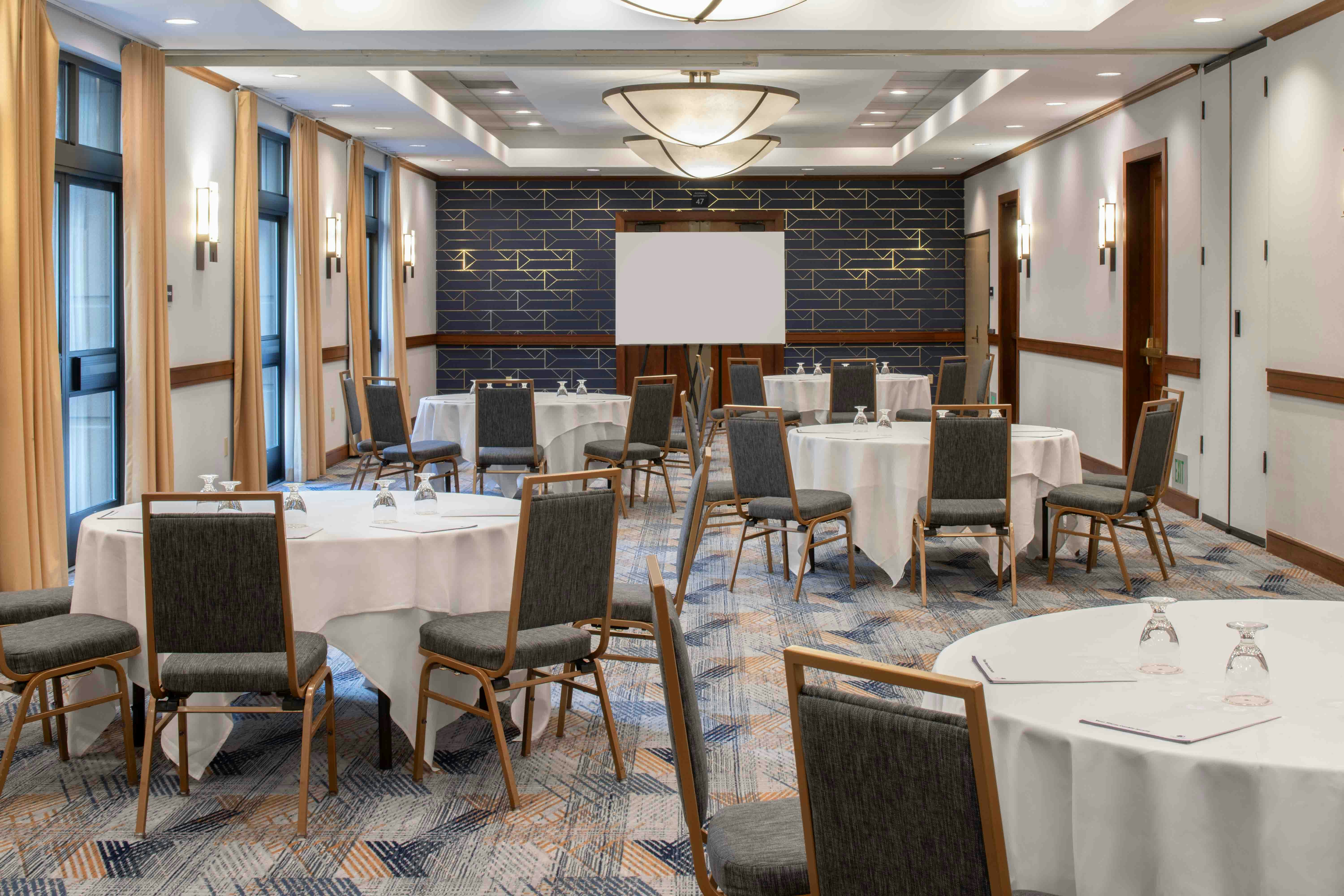 Doubletree By Hilton San Francisco Airport 78/85