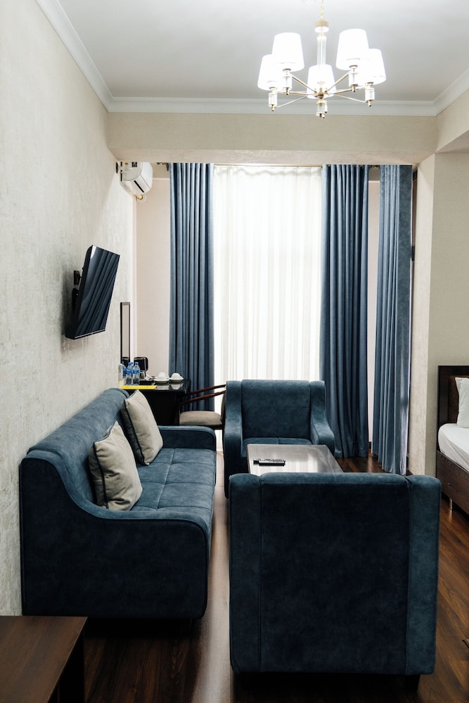 Ravan Hotel Tashkent 46/58