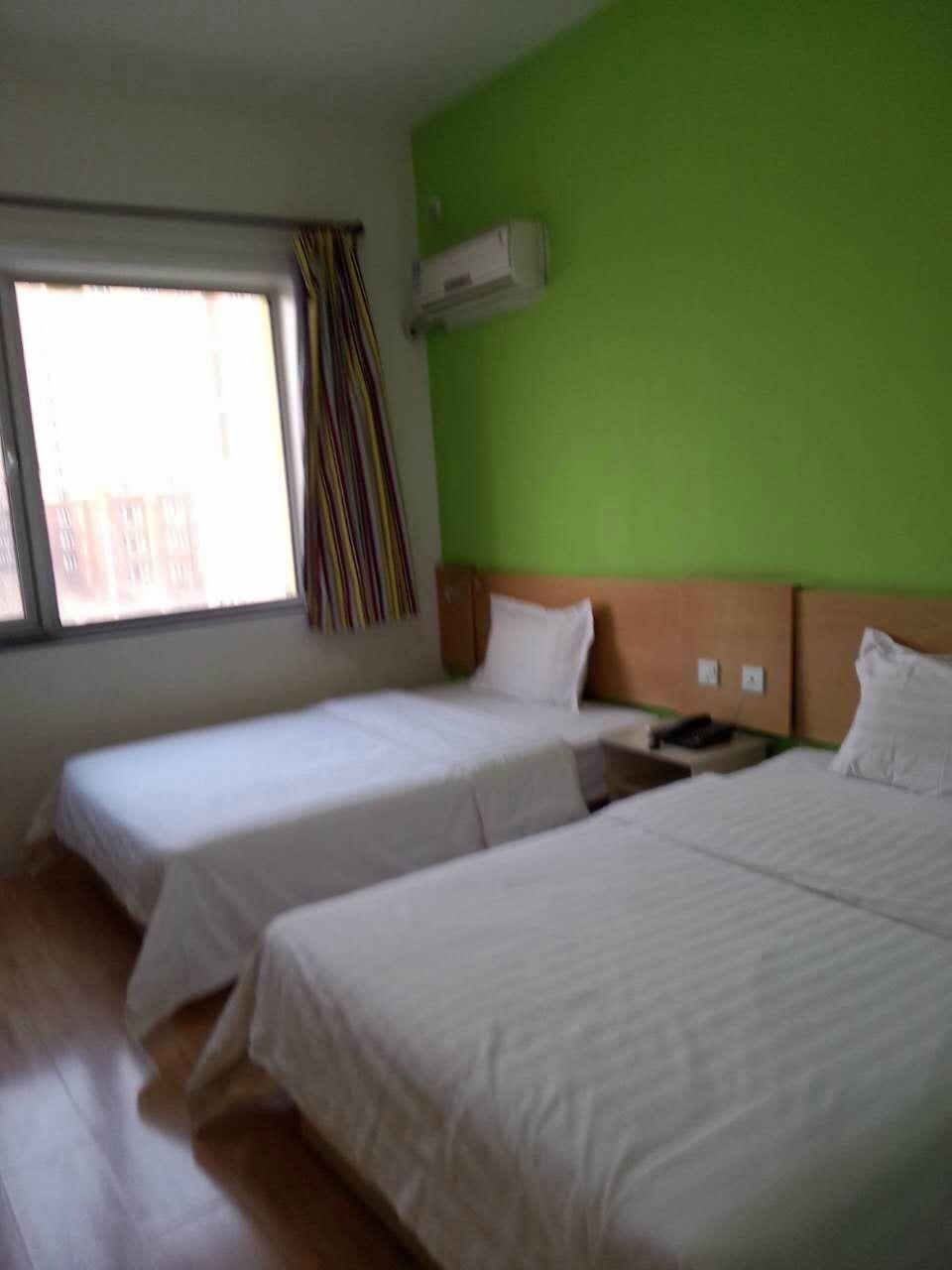 7 Days Inn (Tianjin Ninghe Guangming Road) 18/41