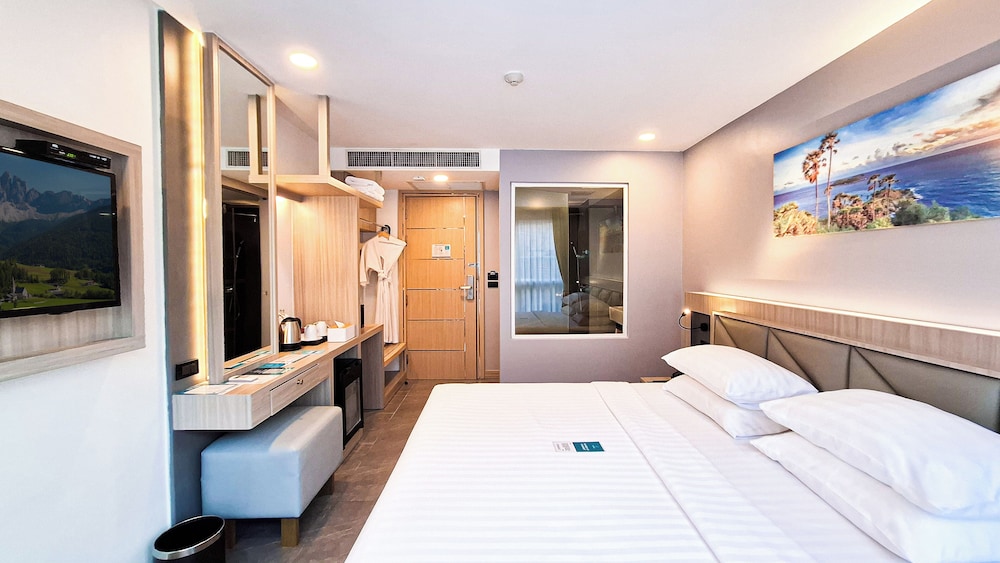 غرفة قياسية بسرير كينج، Clarian Hotel Beach Patong 6/10
