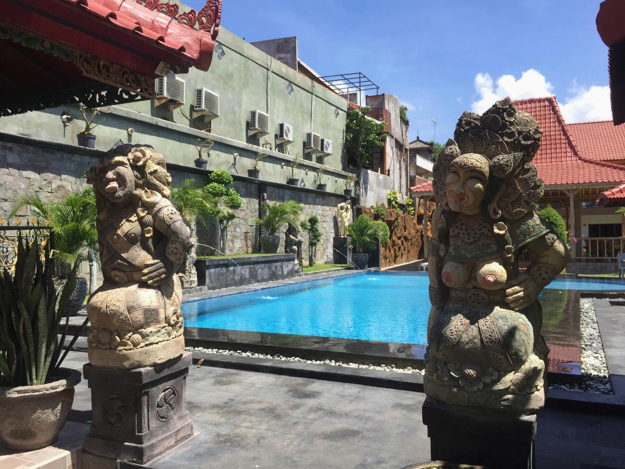 Agung Cottages Legian 23/24