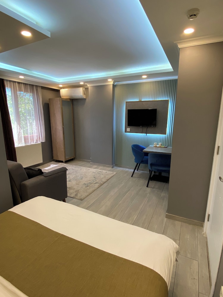 Sahrakent Suite 33/50