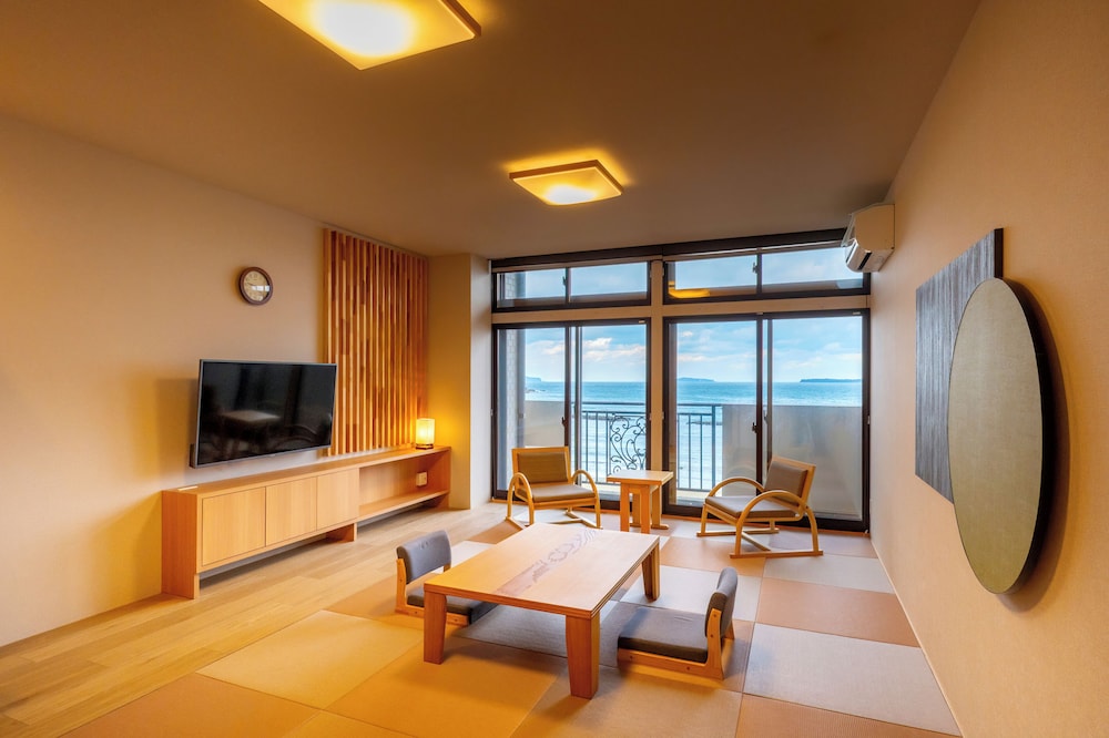 Resort Hotel Mihagi 12/84