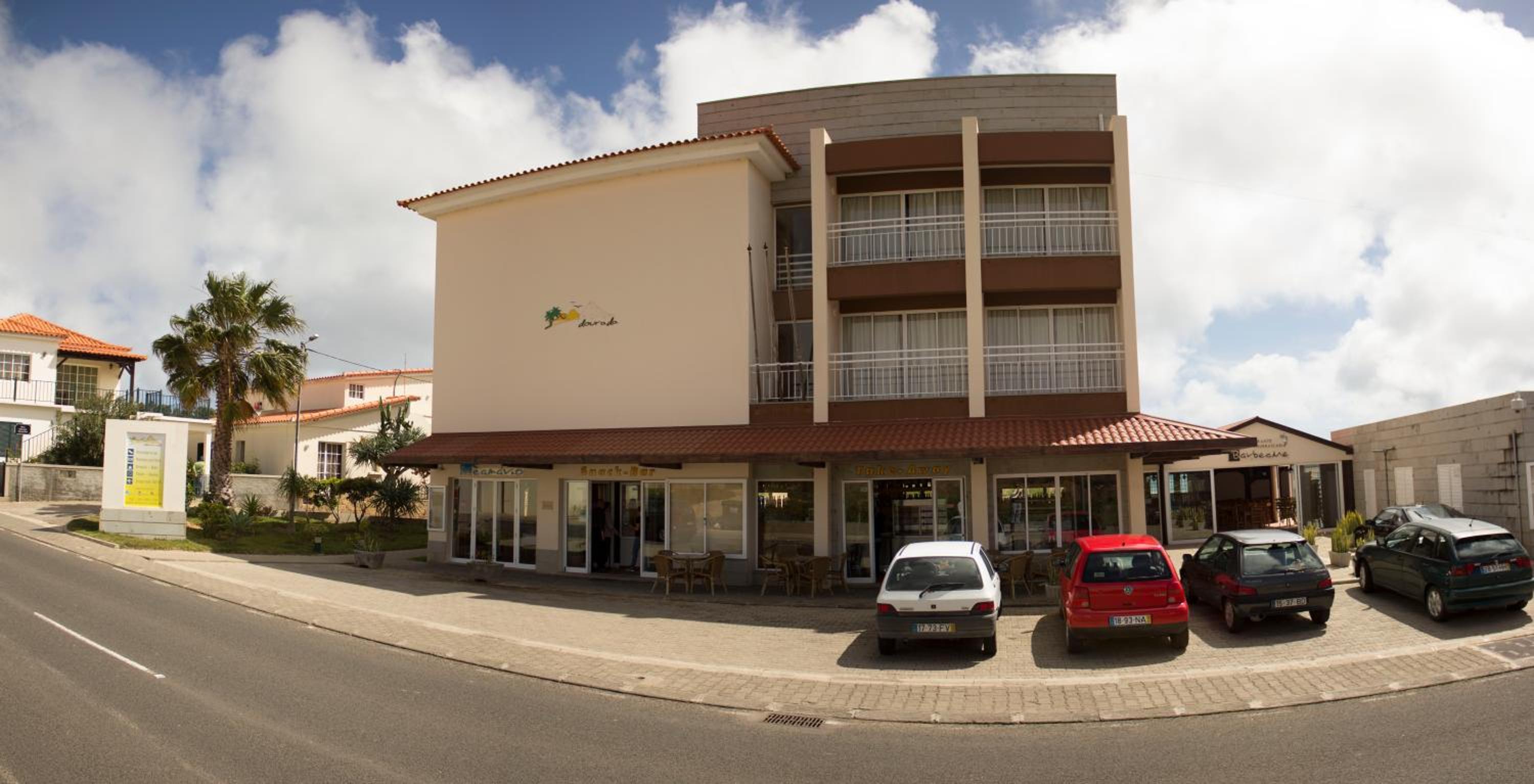 Hotel Areia Dourada 33/34