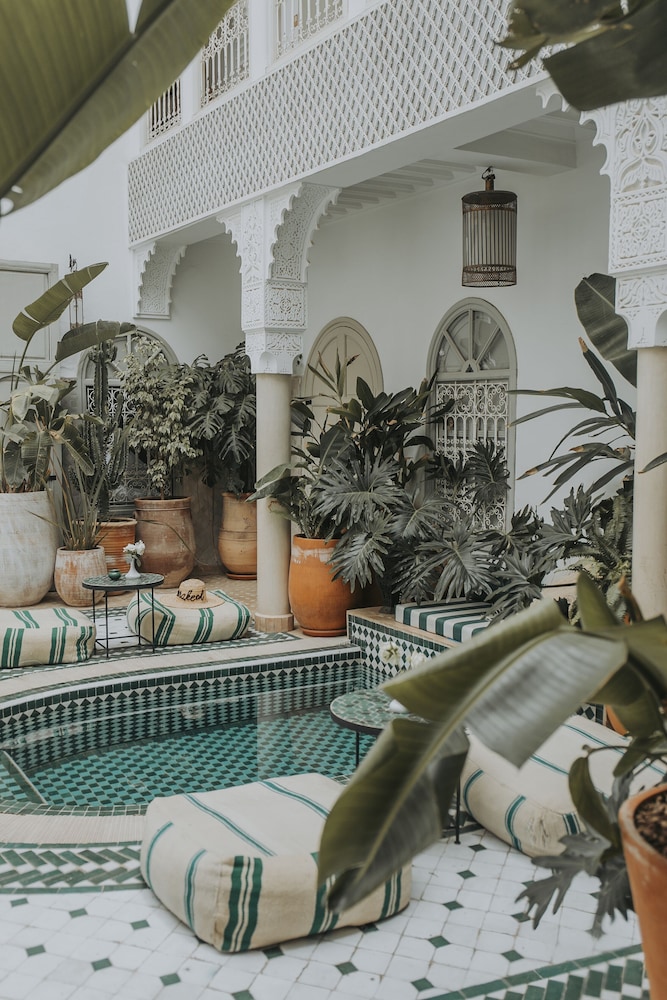 Riad Oriental Glory and Spa 66/69
