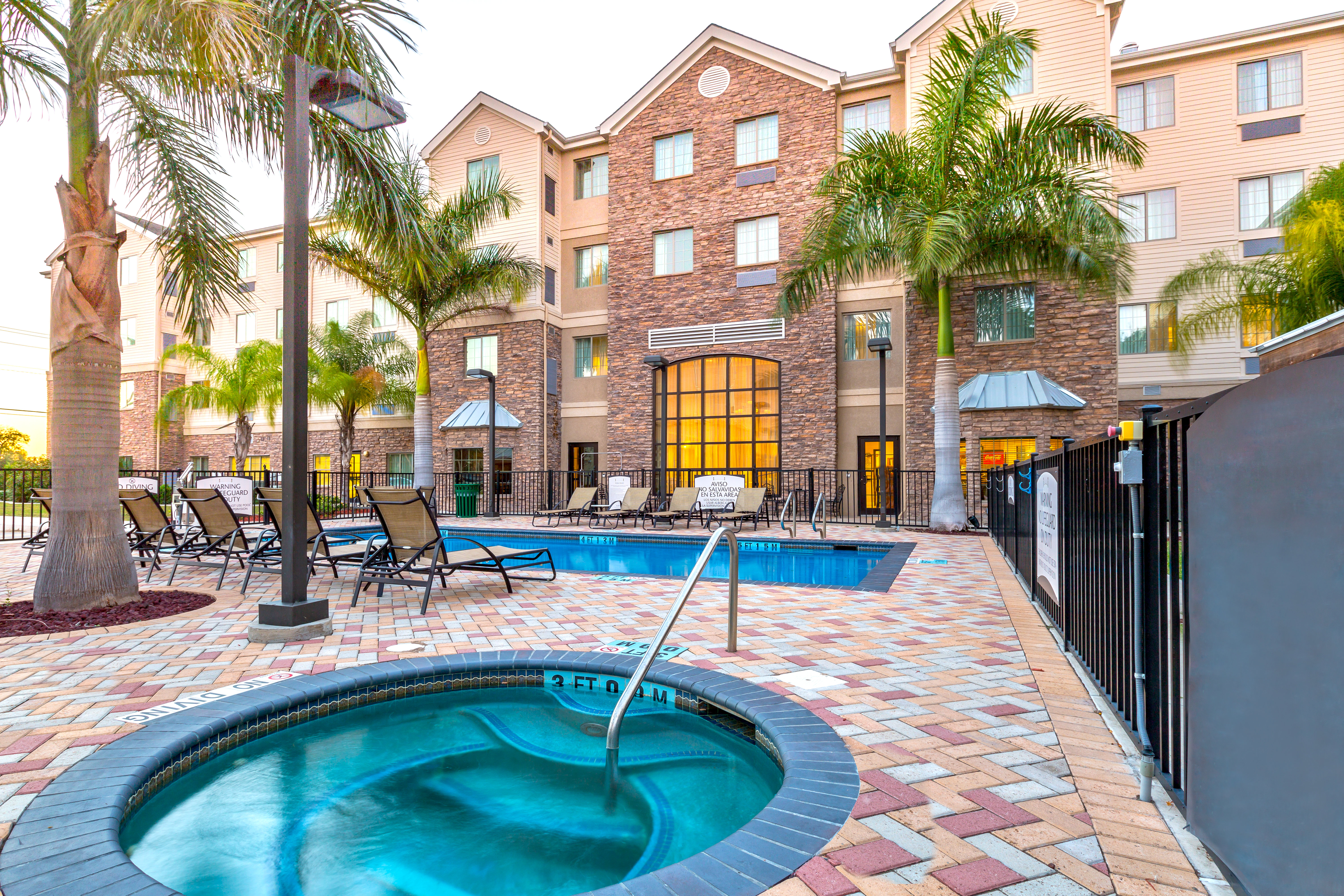 Staybridge Suites Mcallen 50/52