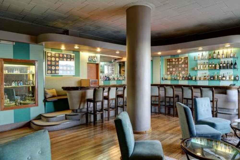Tres Reyes Hotel 34/50