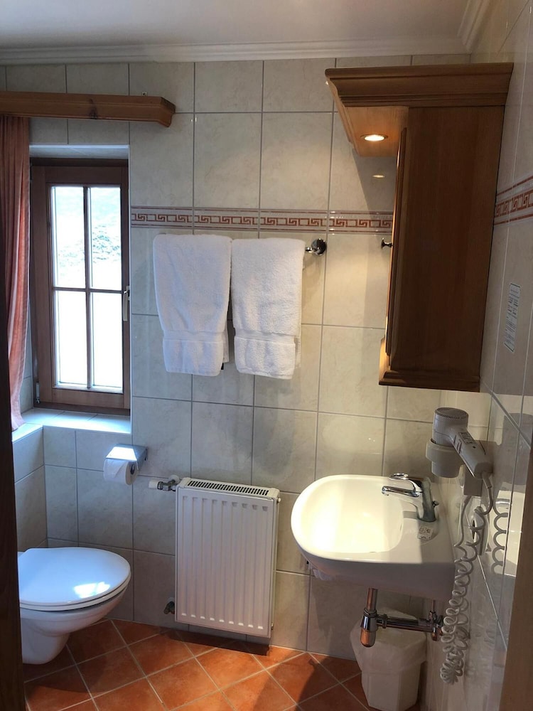 Landhotel Wirtshaus Vordergrub 38/39