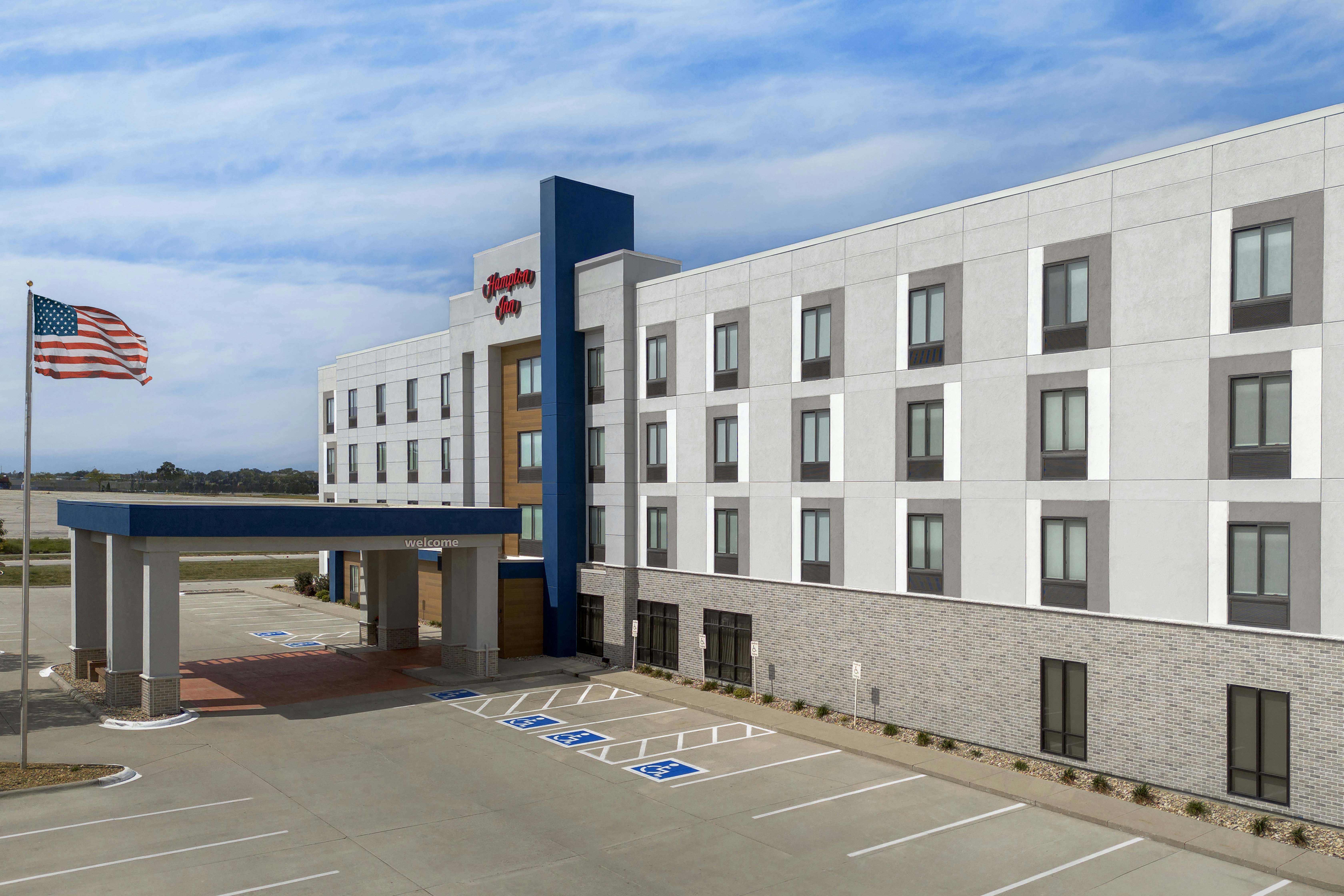 Hampton Inn Waterloo Cedar Valley 52/55